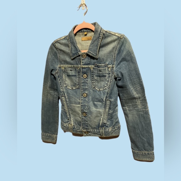 YK jean jacket size small. - Picture 2 of 5